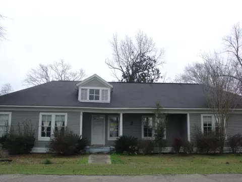 205 Cedar Ave, Richton, MS 39476 photo 1