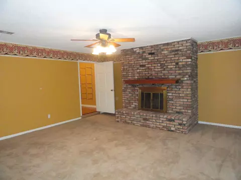 1035 Parker Dr, Laurel, MS 39440 photo 8