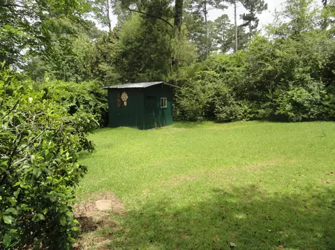 1035 Parker Dr, Laurel, MS 39440 photo 15