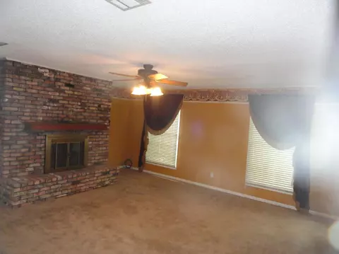 1035 Parker Dr, Laurel, MS 39440 photo 7