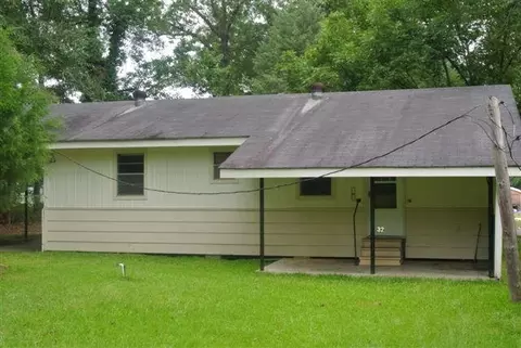32 Toombs, Laurel, MS 39443 photo 9