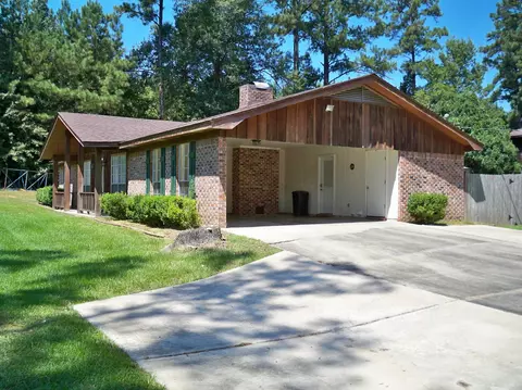 3 Cedarbrook Ln, Laurel, MS 39443 photo 2