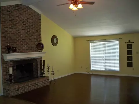 3 Cedarbrook Ln, Laurel, MS 39443 photo 5