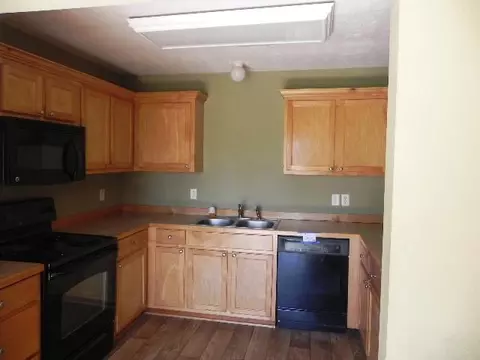 17 Brielle Ln, Wiggins, MS 39577 photo 3