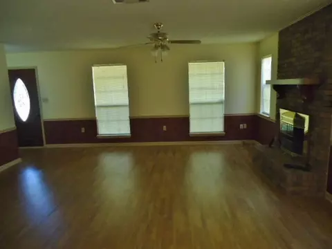 1098 Howell Rd, Purvis, MS 39475 photo 9