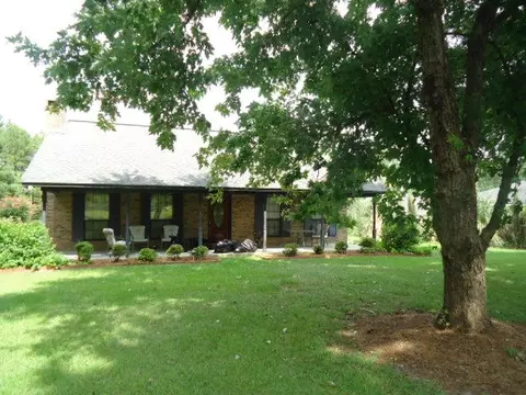 1098 Howell Rd, Purvis, MS 39475 photo 1