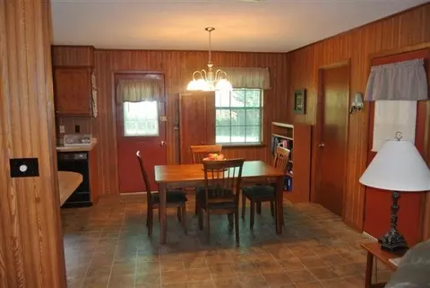 3147 Cherry Ave, Laurel, MS 39440 photo 3