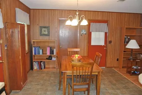3147 Cherry Ave, Laurel, MS 39440 photo 5