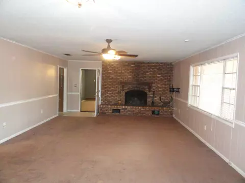 4630 Sharon Rd, Laurel, MS 39443 photo 7