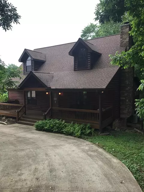 566 Eagle Point Dr, Austin, KY 42123 photo 1
