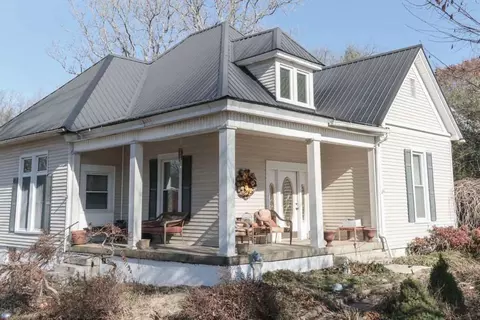 403 E Cedar St, Franklin, KY 42134 photo 1