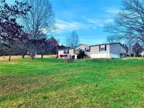 761 River Rd, Edmonton, KY 42129 photo 1