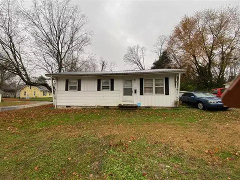 308 E Wayne St, Glasgow, KY 42141
