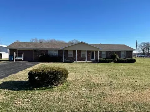 308 Jarvis Ln, Powderly, KY 42367