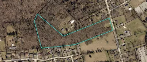 1167 Crewdson Dr, Bowling Green, KY 42101