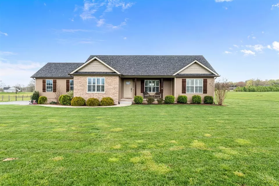  201 Carnes Rd, Smiths Grove, KY 42171 photo 1