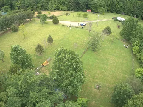 217 Christmas Ln, Adolphus, KY 42120