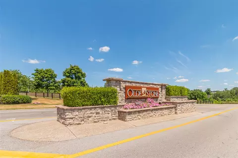 1321 Drakes Ridge Ln, Bowling Green, KY 42103