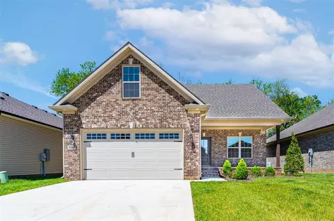 1187 County House Ln, Bowling Green, KY 42101