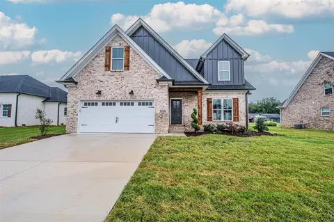 6500 Summer Shade Cir, Alvaton, KY 42122