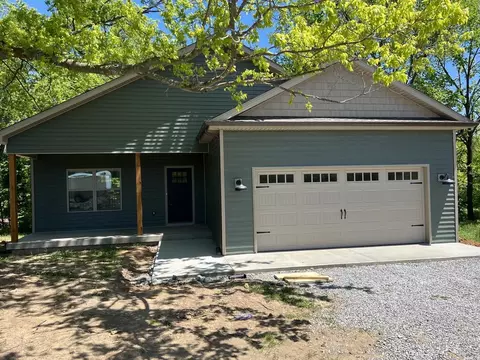 7646 Bowling Green Rd, Scottsville, KY 42164