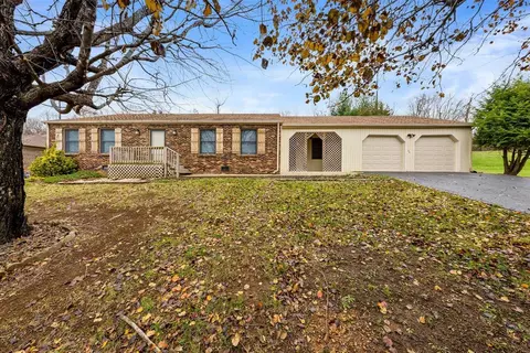 104 Indie Cir, Glasgow, KY 42141