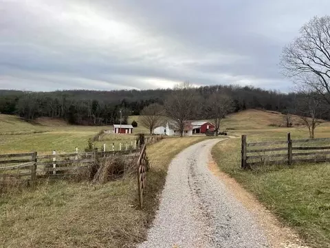 623 N Toohey Ridge Rd, Cave City, KY 42127