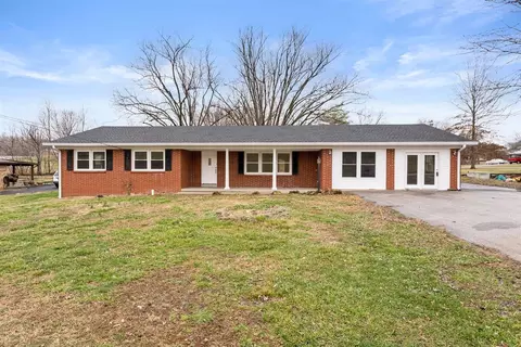 1914 Green Valley Rd, Glasgow, KY 42141