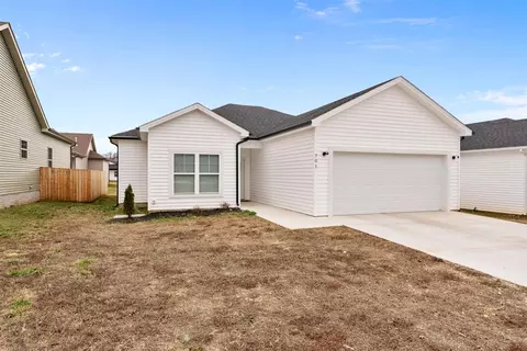 701 Cherry Blossom Ct, Bowling Green, KY 42101
