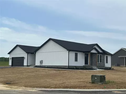 15 Wellington Ln, Smiths Grove, KY 42171