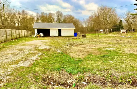 857 Old Mammoth Cave Rd, Cave City, KY 42127