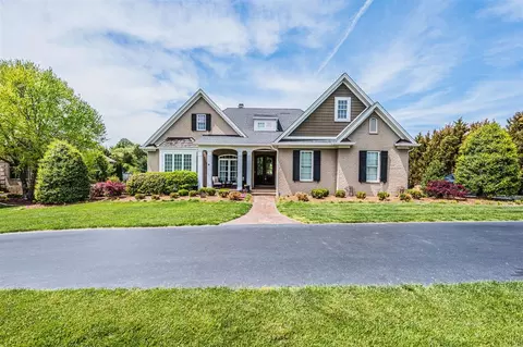 1507 Stillwater Ct, Bowling Green, KY 42103