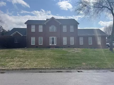 948 Fairway St, Bowling Green, KY 42103
