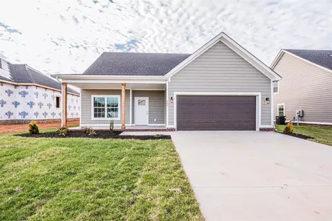 566 Denver Cir, Bowling Green, KY 42103