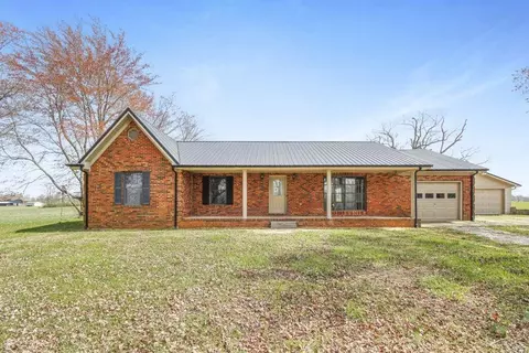 1808 Denton Rd, Smiths Grove, KY 42171