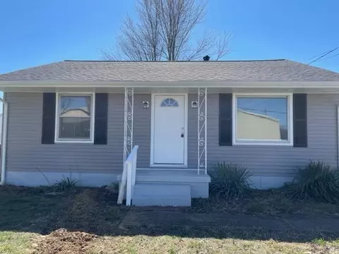202 Carolyn St, Greenville, KY 42345