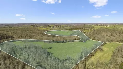 9886 Rainbow Trout Rd, Summersville, KY 42782