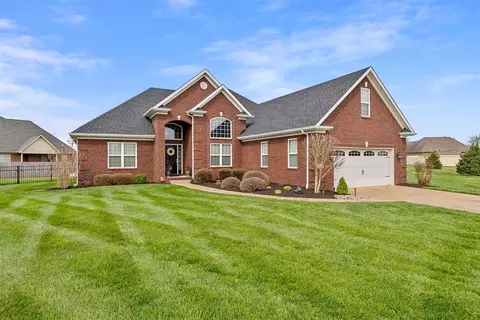 1122 Lord Murphy Way, Bowling Green, KY 42104