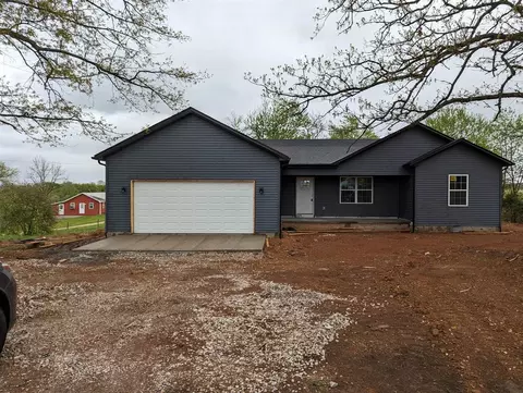 1550 Phillips Rd, Smiths Grove, KY 42171