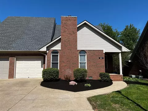 812 Steeplechase Way, Bowling Green, KY 42103