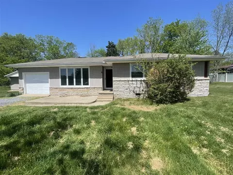 131 Miller Dr, Paducah, KY 42003