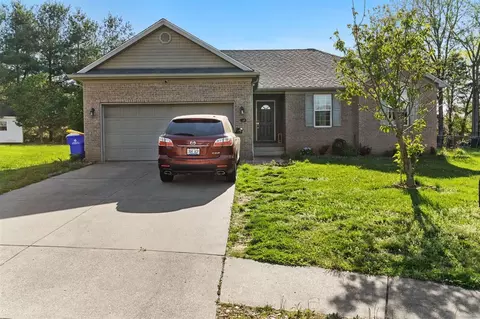 217 Lost Mill Ct, Bowling Green, KY 42104