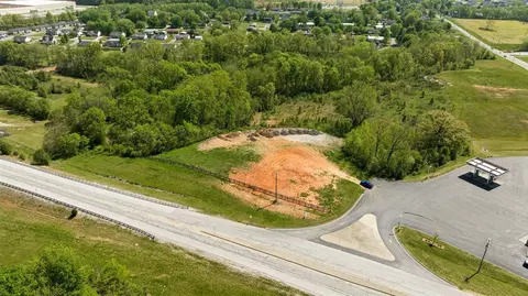 1750 Bowling Green Rd, Franklin, KY 42134