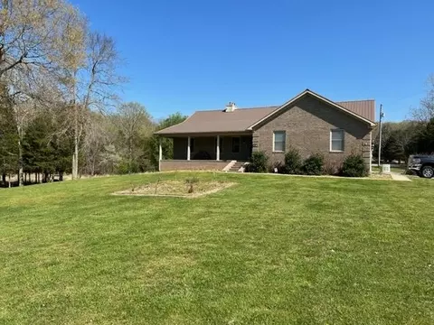 956 Chess Jessie Rd, Edmonton, KY 42129