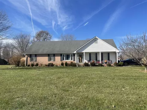101 Lamplighter Dr, Bowling Green, KY 42104