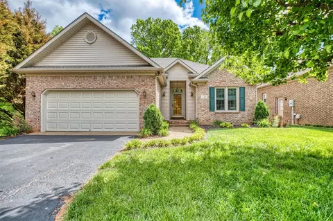 132 Pinnacle Point Ave, Bowling Green, KY 42104