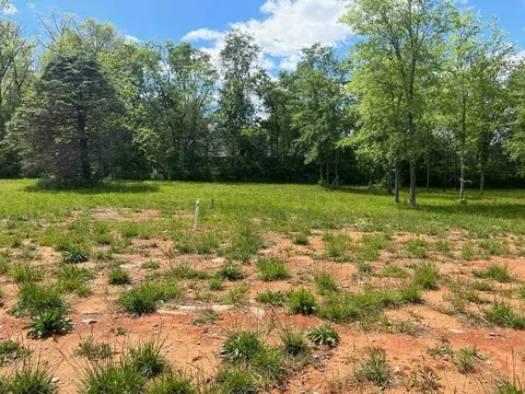 1571 Cabell Dr, Bowling Green, KY 42104