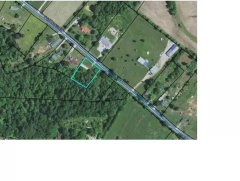 269 J Carroll Rd, Bee Spring, KY 42210
