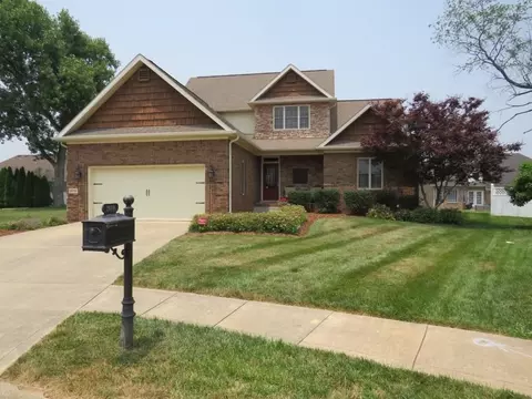 2010 Grider Oaks Ct, Bowling Green, KY 42104