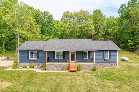 7695 Morgantown Rd, Russellville, KY 42276